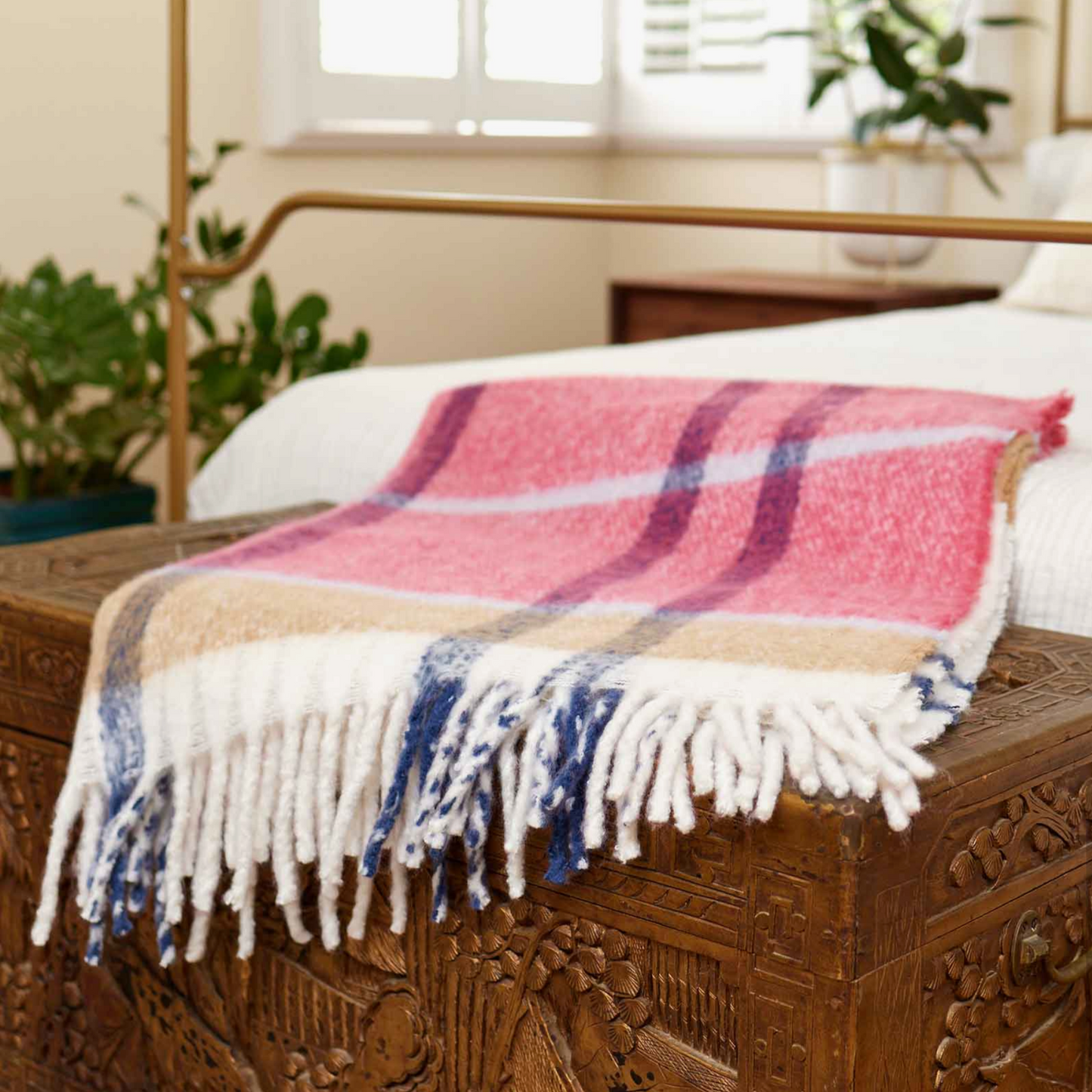 Cuddle Throw Navy & Green or Pink & Tan
