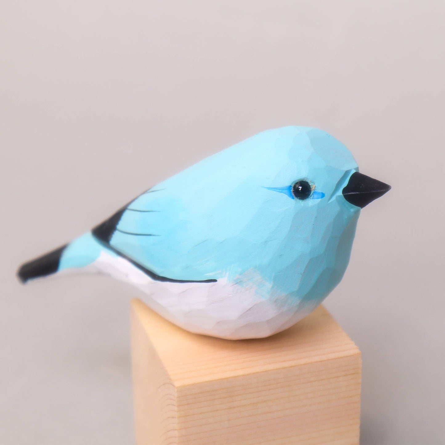 Hand-Carved Wooden Bird Figurine (Blue)