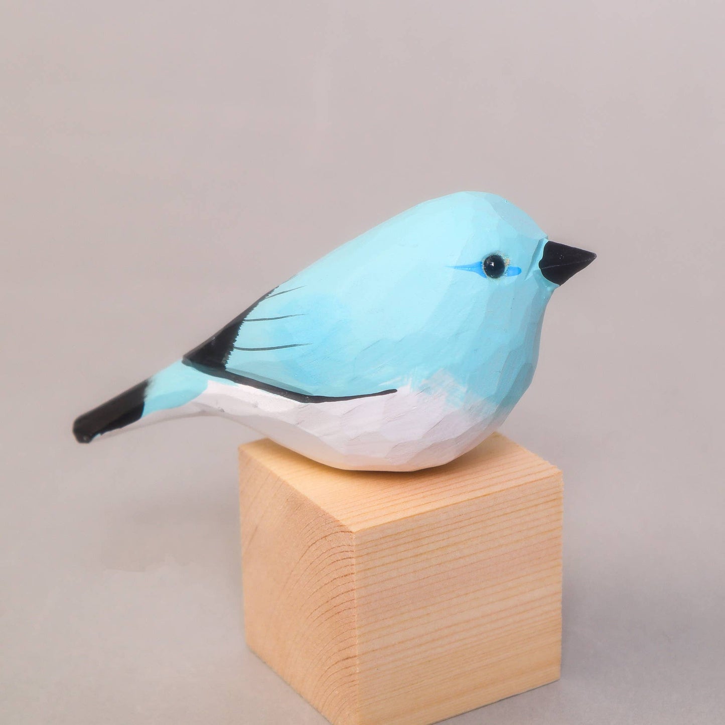 Hand-Carved Wooden Bird Figurine (Blue)