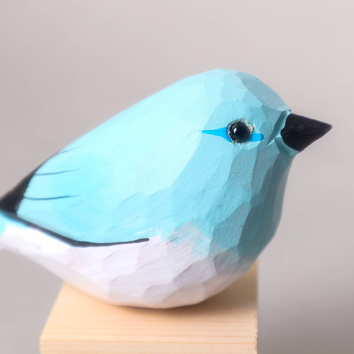 Hand-Carved Wooden Bird Figurine (Blue)