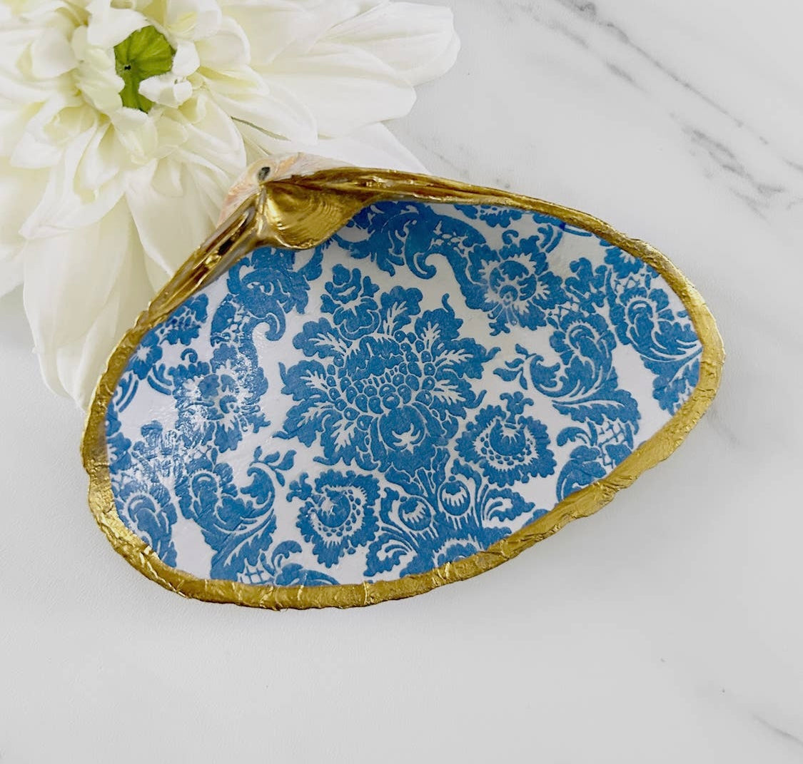 Trinket Dishes - Guilded Oyster Shells