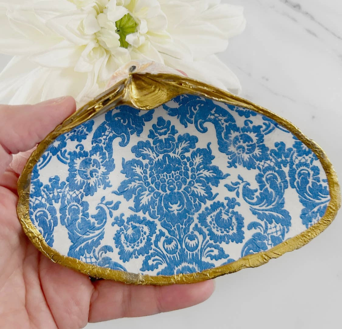 Trinket Dishes - Guilded Oyster Shells