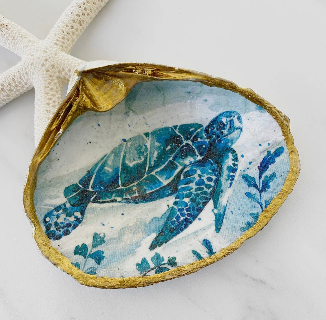 Trinket Dishes - Guilded Oyster Shells