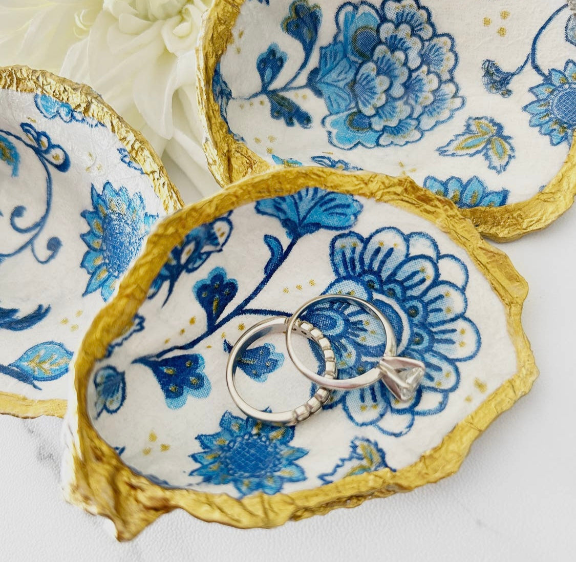 Trinket Dishes - Guilded Oyster Shells