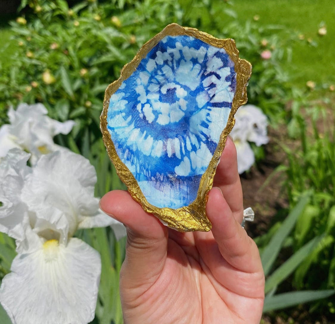 Trinket Dishes - Guilded Oyster Shells