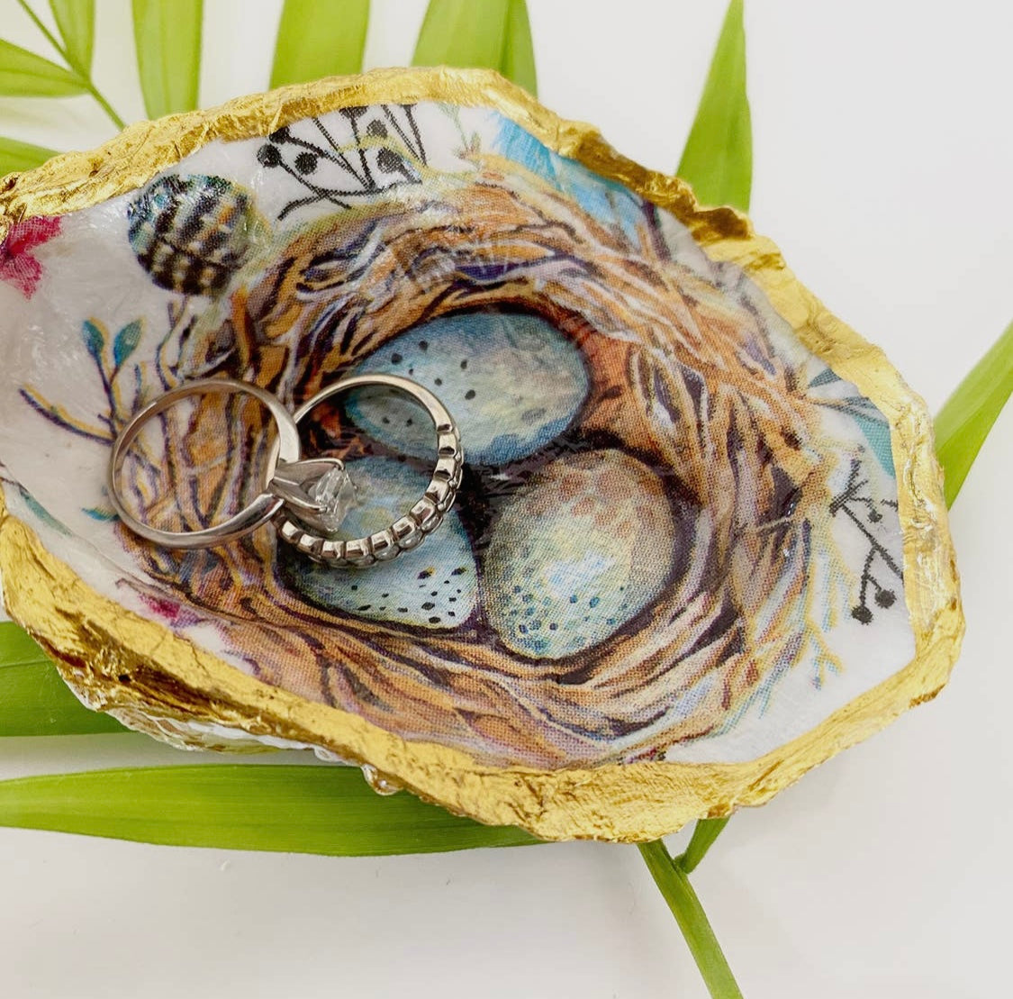 Trinket Dishes - Guilded Oyster Shells