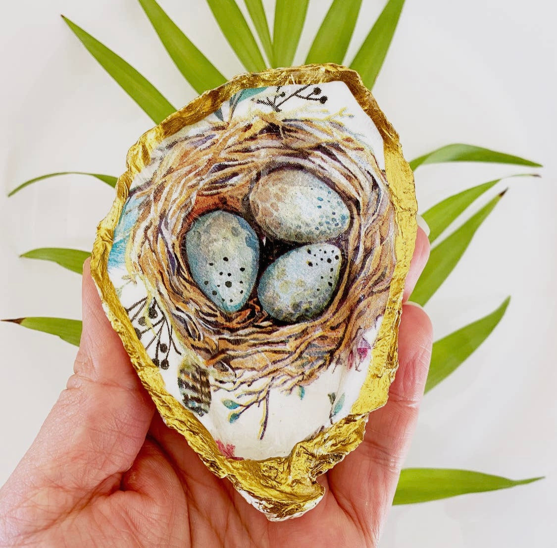 Trinket Dishes - Guilded Oyster Shells