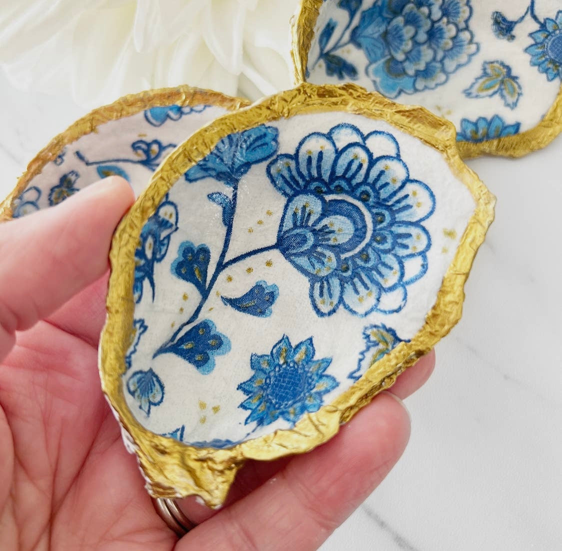 Trinket Dishes - Guilded Oyster Shells